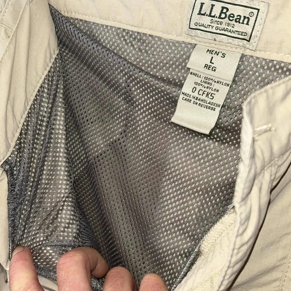L.L. Bean Cargo Pant Zip to Shorts Size Large Regular